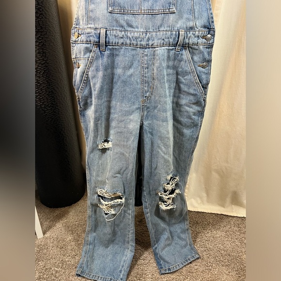 Wild Fable Blue Denim Overalls Distressed Medium Overalls  26” Inseam - Picture 3 of 8